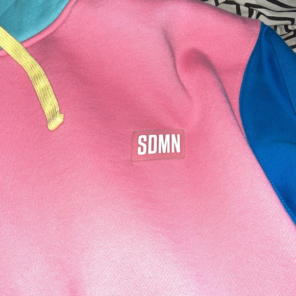SDMN hoodie - Picture 2 of 2
